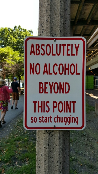 chicago-chugging-sign